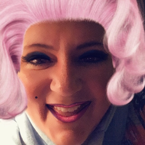 Meet your Posher, Robin - Picture 1 of 1